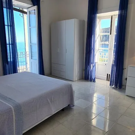 La Casa Sul Mare Apartman *